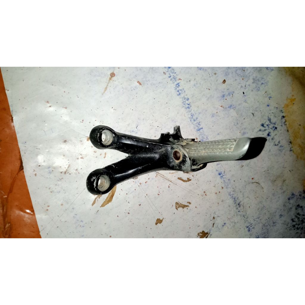 postep belakang kiri copotan satria Fu original