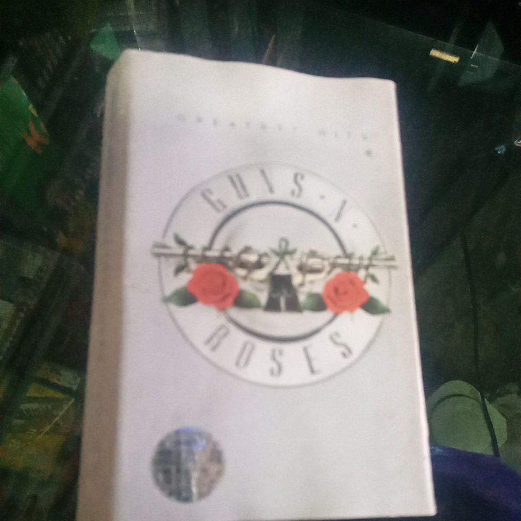 KASET PITA GUNS N ROSES V011