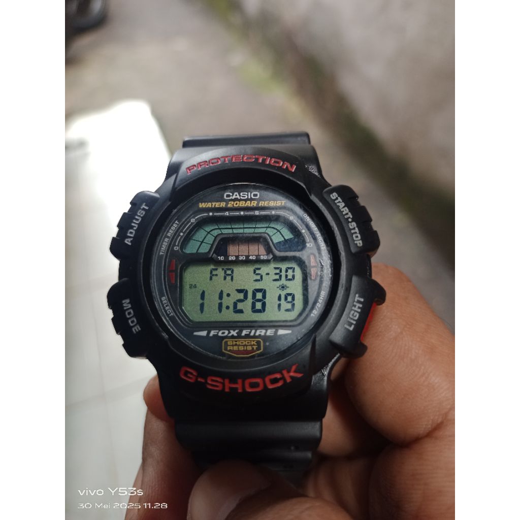G-Shock DW8700 FOX FIRE