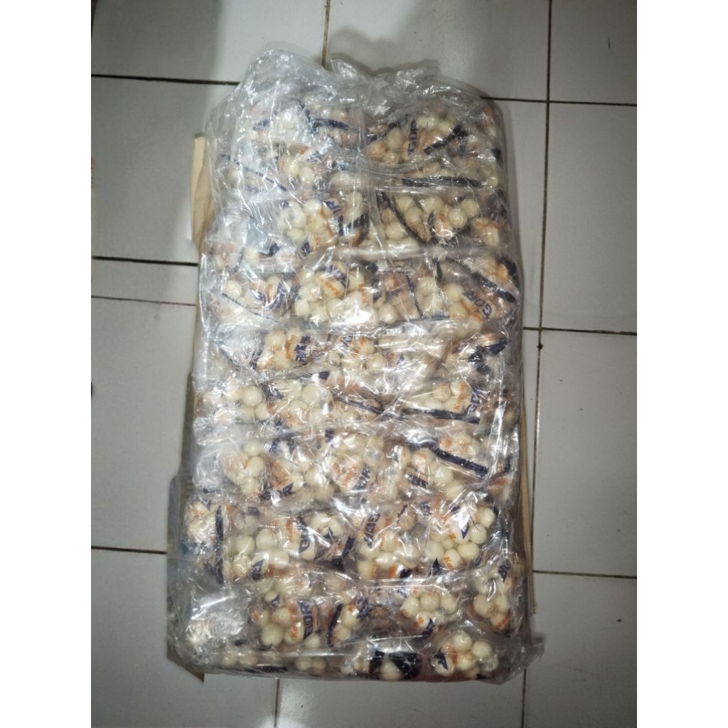

Kacang GDR isi 10 Pak / Ball ( 1 Pak isi 24 Pcs )