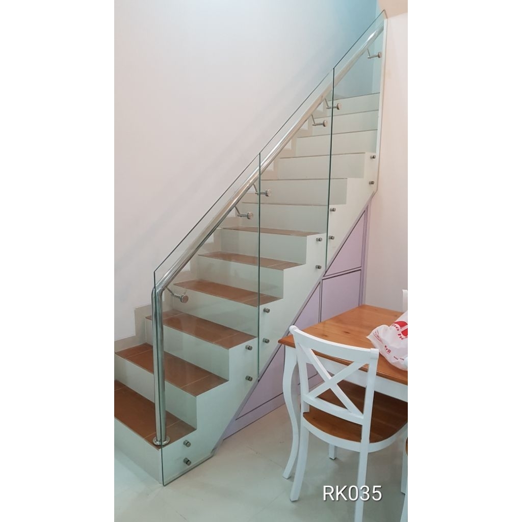 RAILING TANGGA BALKON KACA TEMPERED FRAMELIST