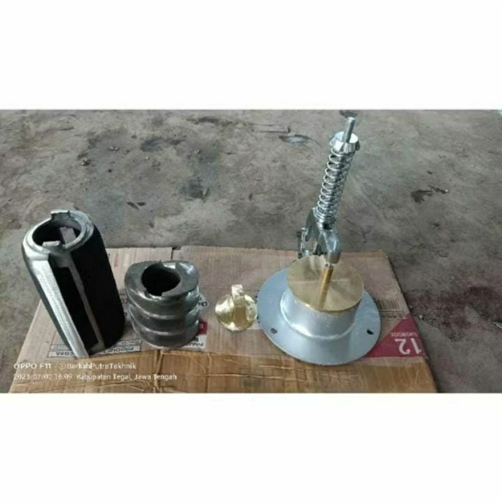 1 set outlet topi koboi kuningan dan miling kulit jeruk (mangan) + ulir n70(mangan)