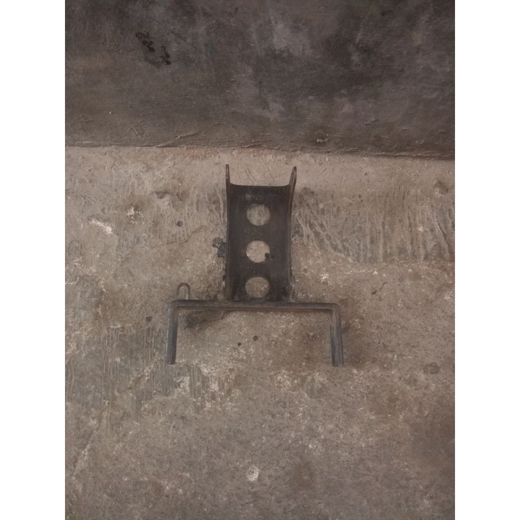 bracket mesin Minerva original bekas copotan