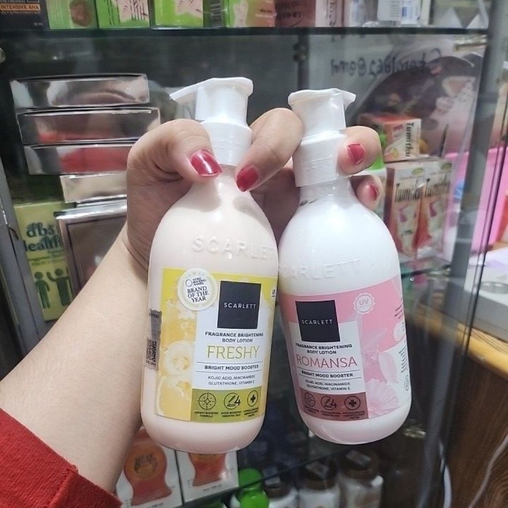 Scarlet body lotion