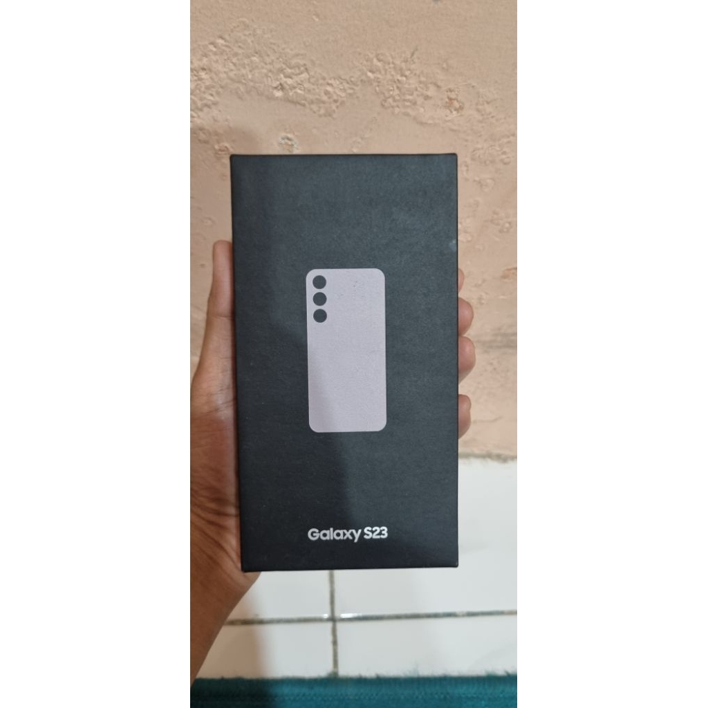 

Kardus Dos Copotan Samsung S23 Reguler SM-S911