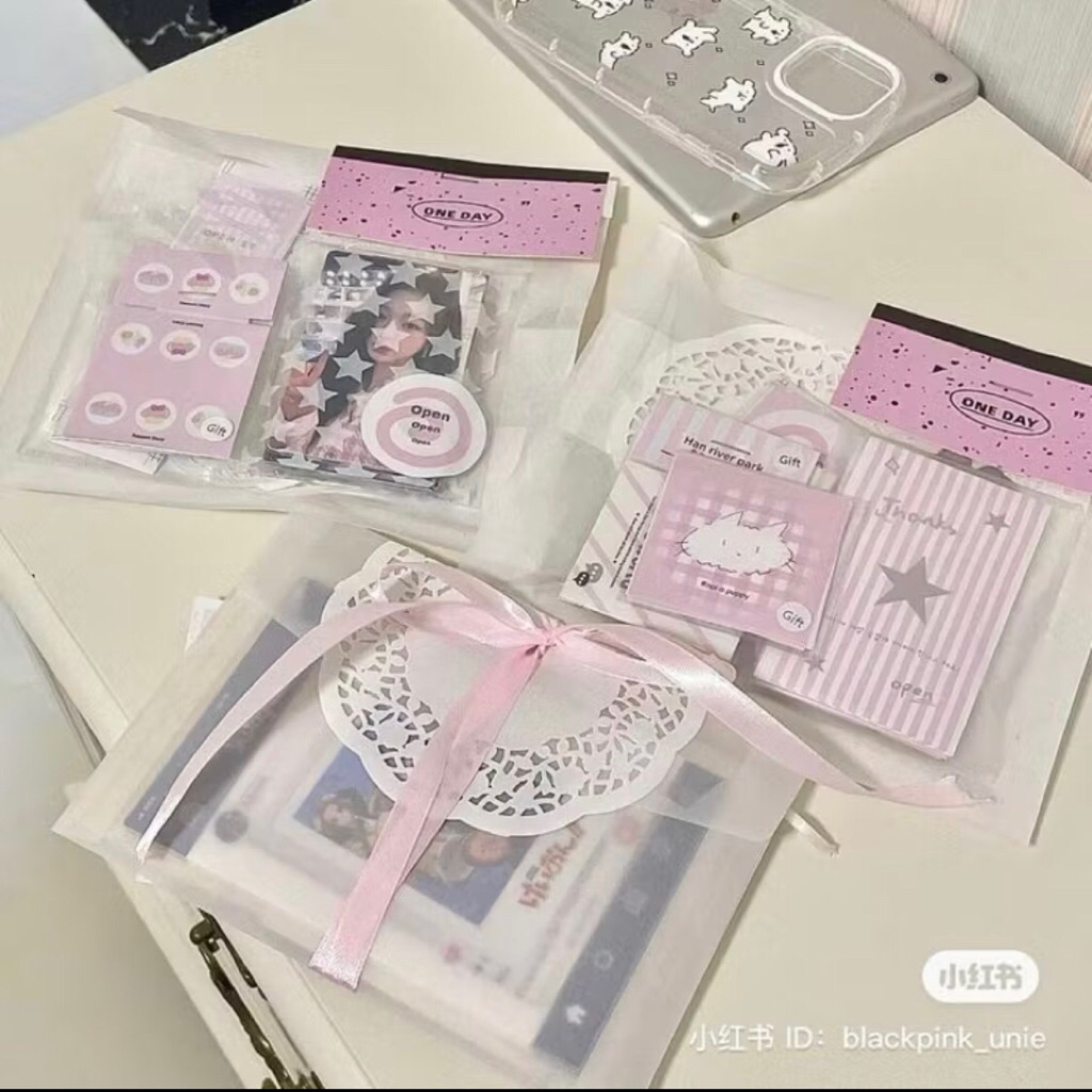 

Extra freebies.!! (nggak sama di gambar)