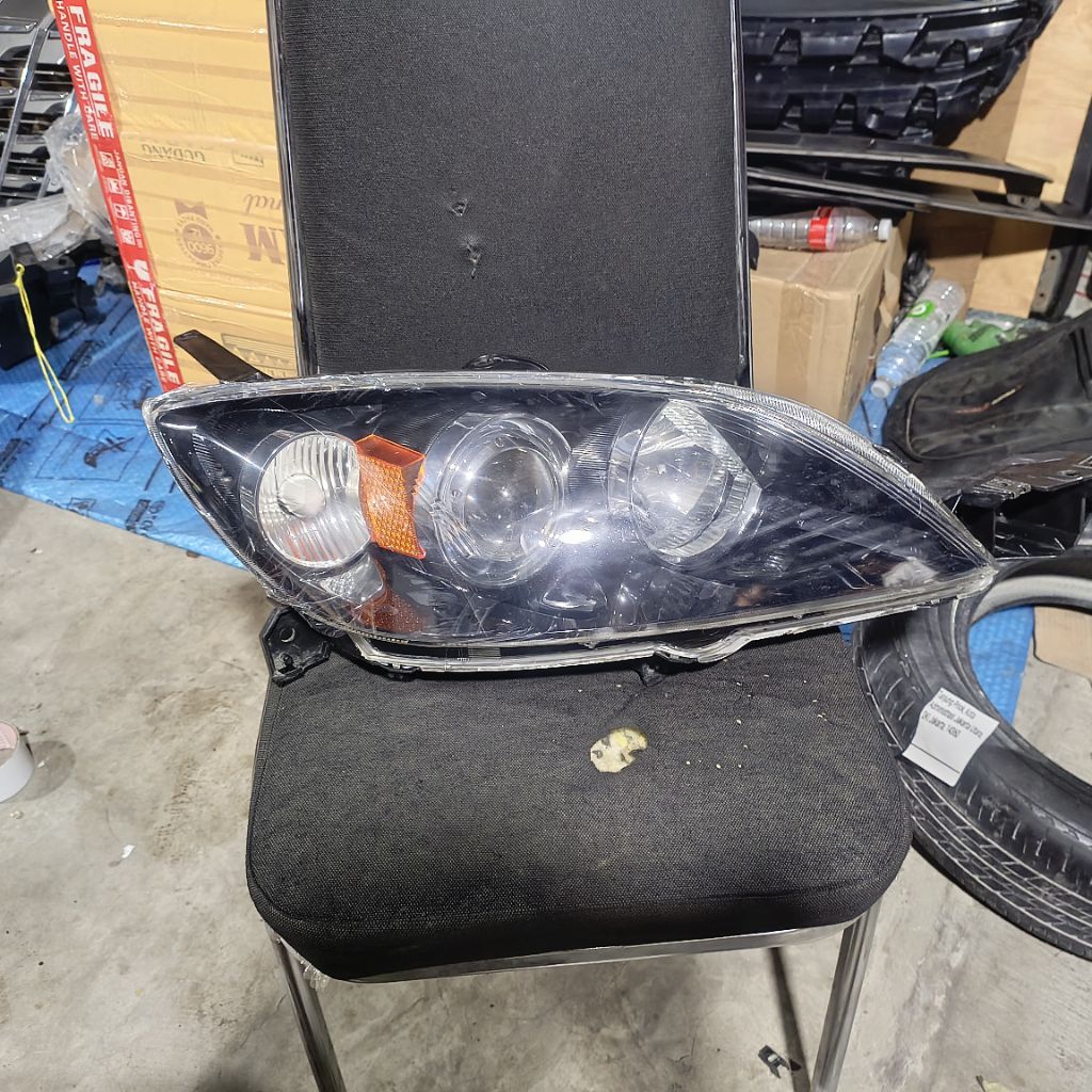 Headlamp Mazda 3 2005 2006 2007 Original