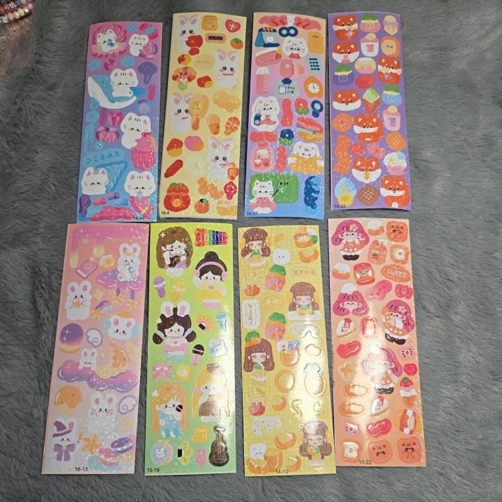 

Sticker Karakter Kartun Random / 4 pcs