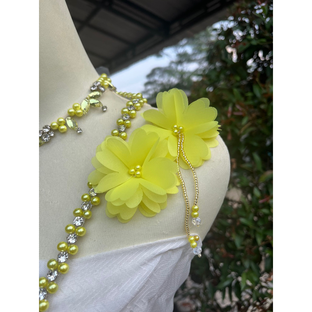 bunga organza manik baju kondangan pesta wisuda
