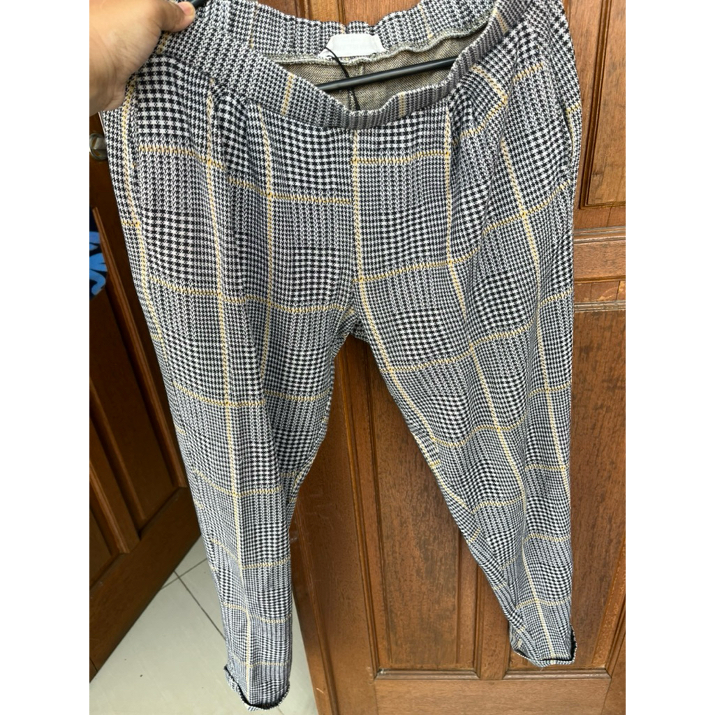 celana pull bear