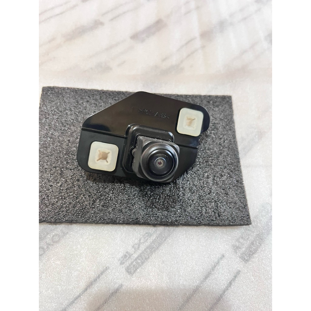 CAMERA MUNDUR ATAU CAMERA BELAKANG INNOVA ZENIX ORIGINAL