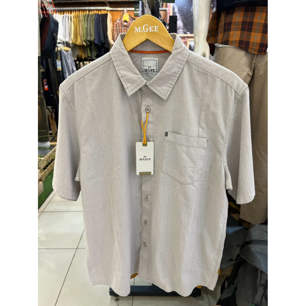 MGee kemeja pria lengan pendek Alto C115 Cream