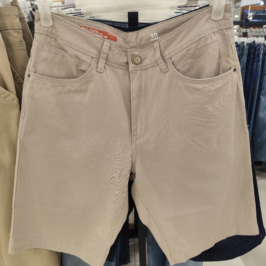 WATCHOUT CELANA CHINOS PENDEK