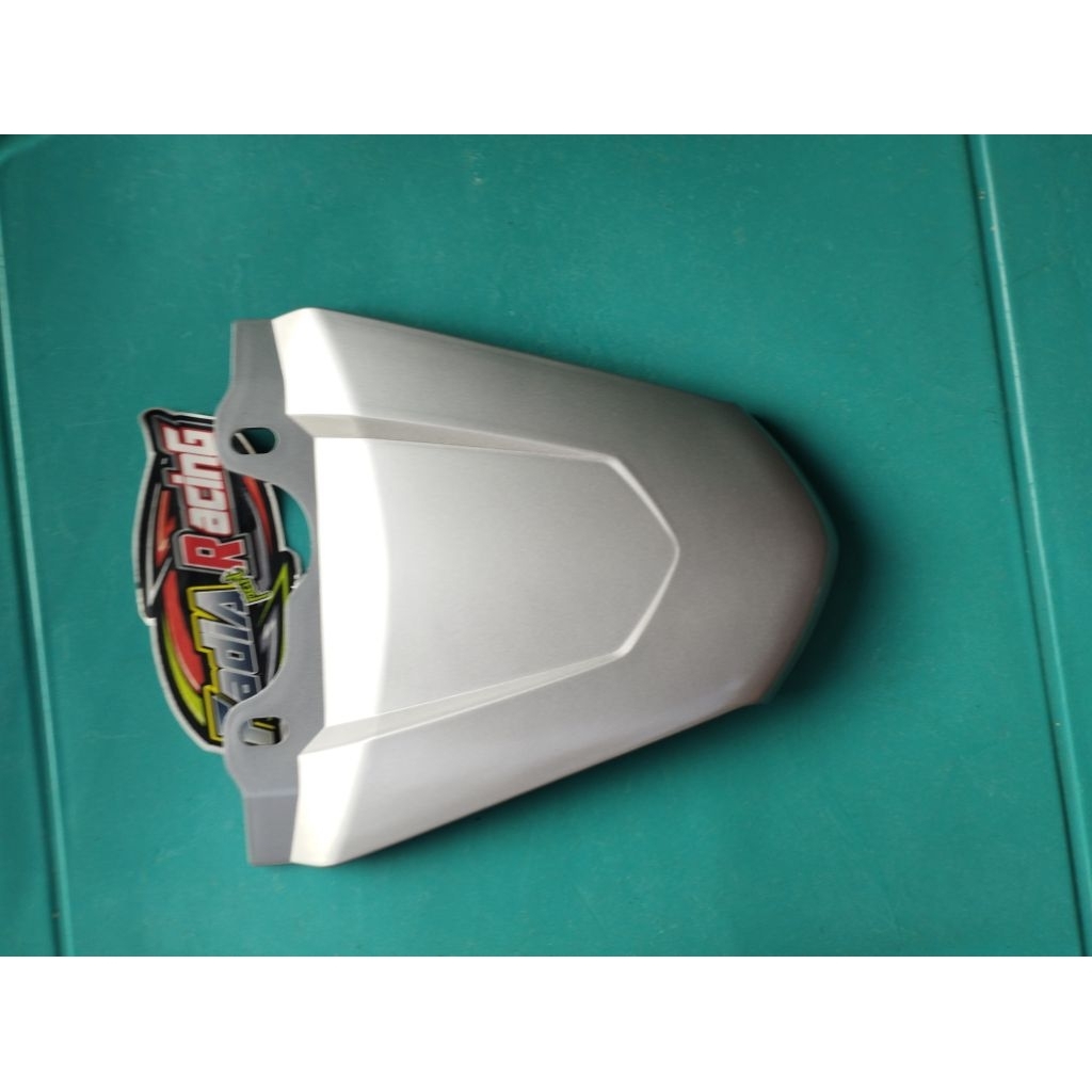 Pet Stop /Sambungan Body Belakang Vega R New Warna Silver