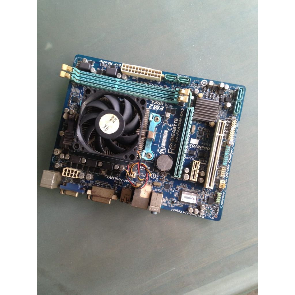 Mobo Gigabyte
