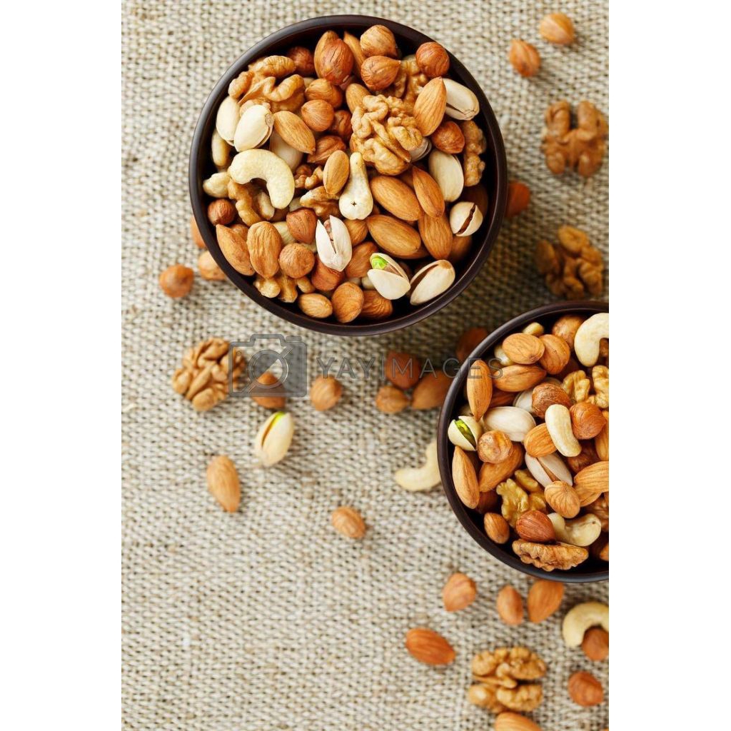 

kacang panggang Mix Cemilan sehat(Almond+kacang otak+mete +pistachio+kismis+kacang Arab panggang ❤️‍