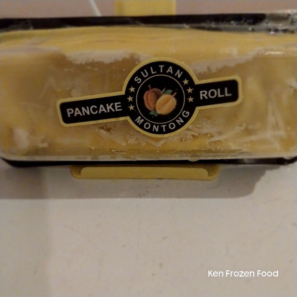 

pancake durian roll
