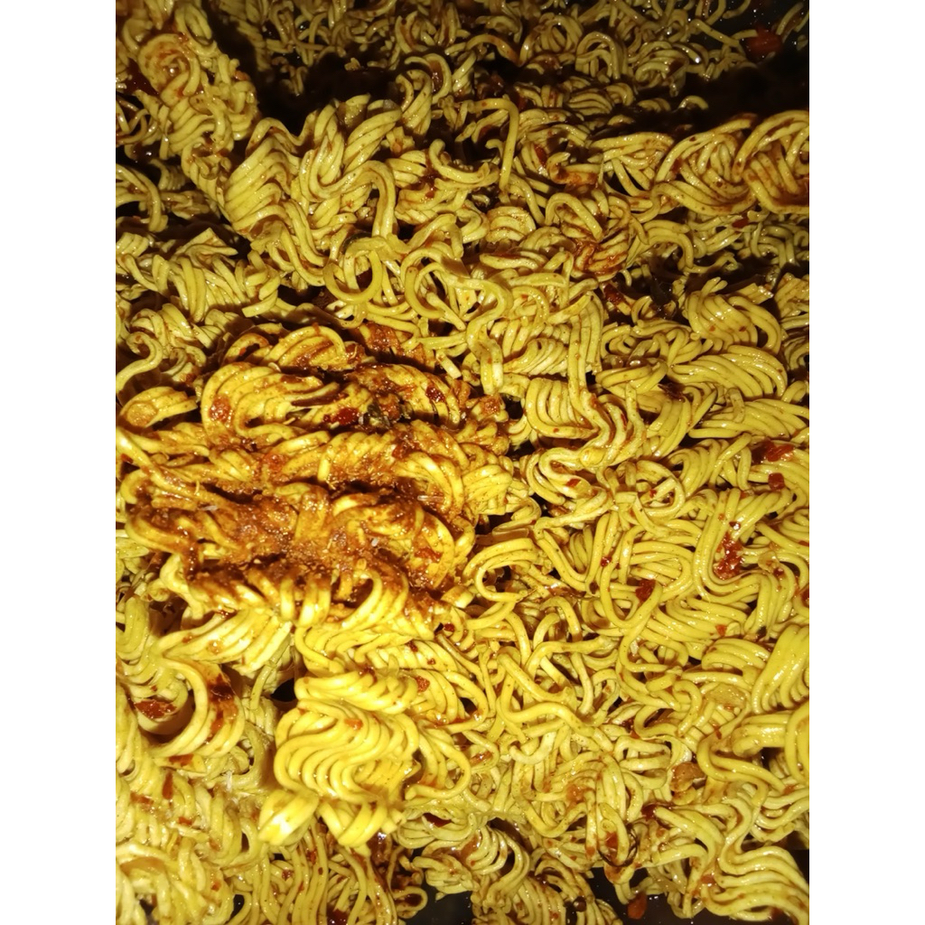 

mix seblak kerupuk pedas 100gr 20K 3pcs