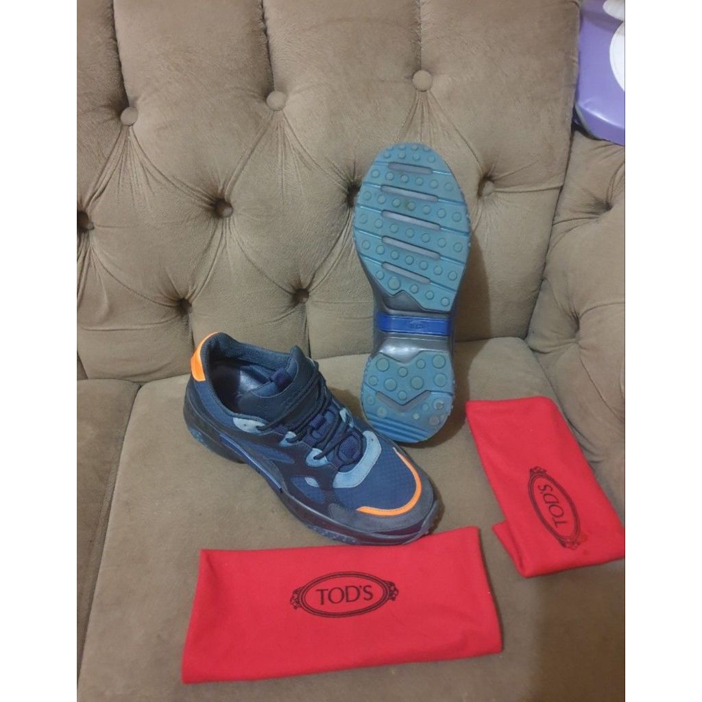 sepatu pria snakers Tod's orignal size 42 second