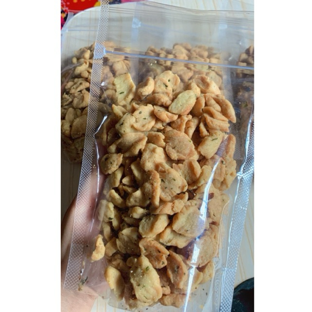 

Kue Bawang Gunting 250g