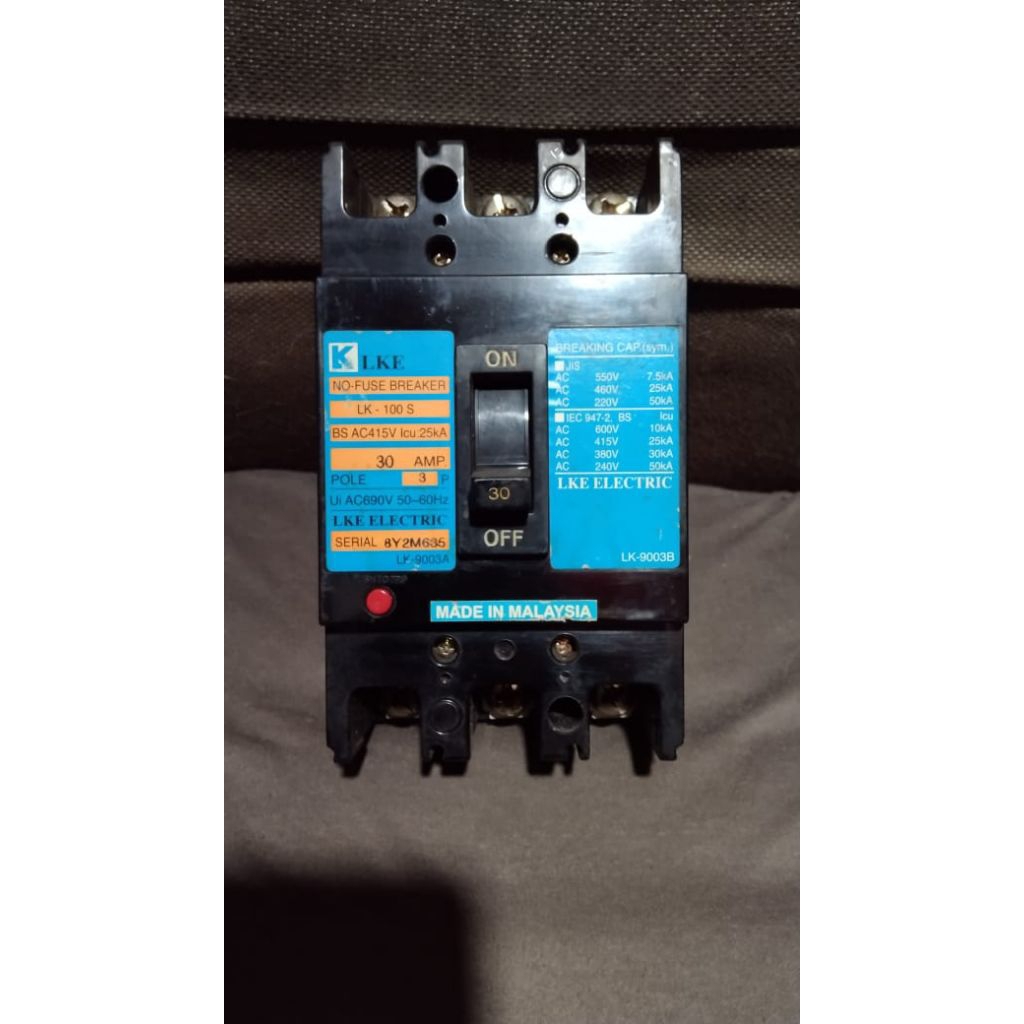 mccb nfb breaker terasaki  30A.