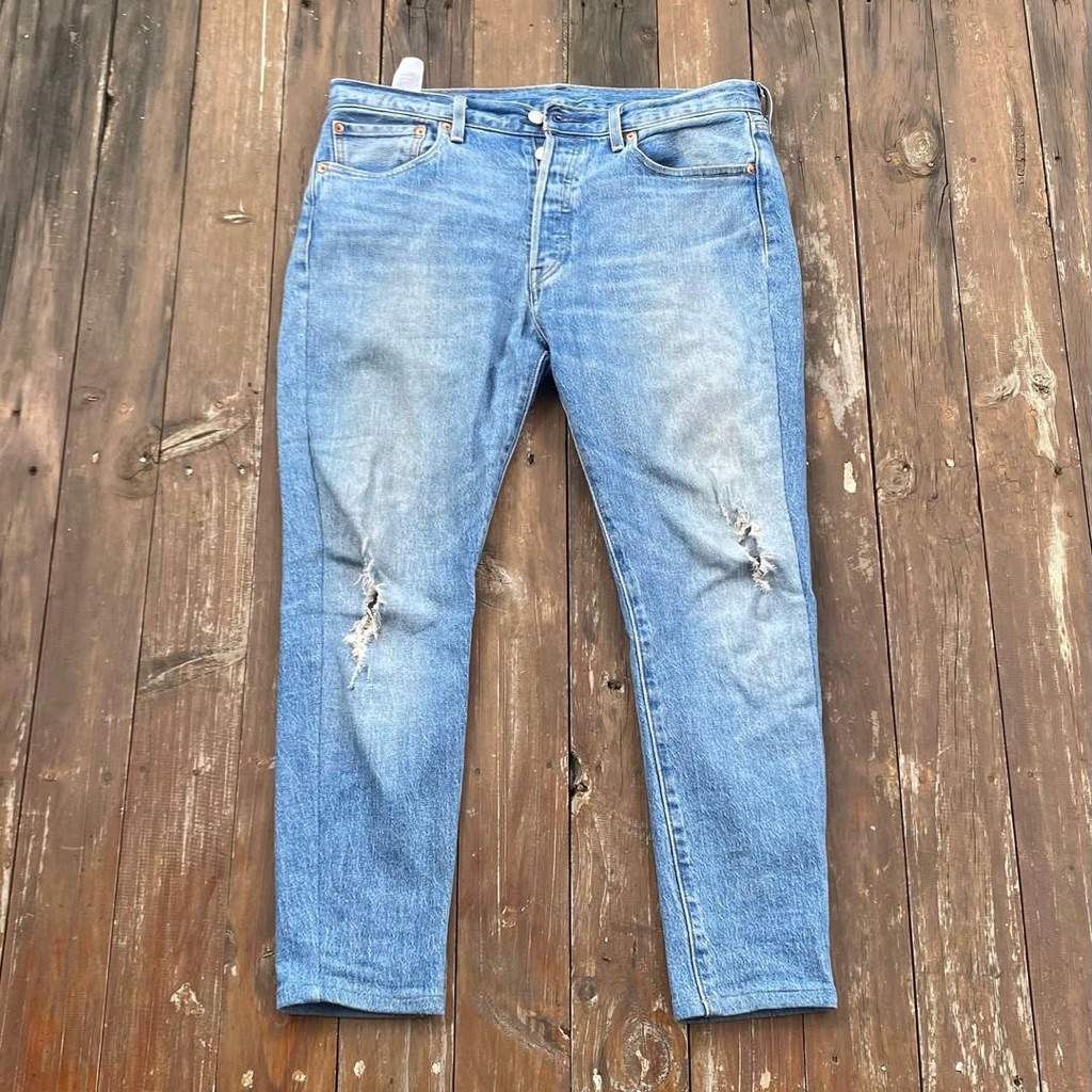 Levis 501 Ripped Blue Jeans Second Preloved