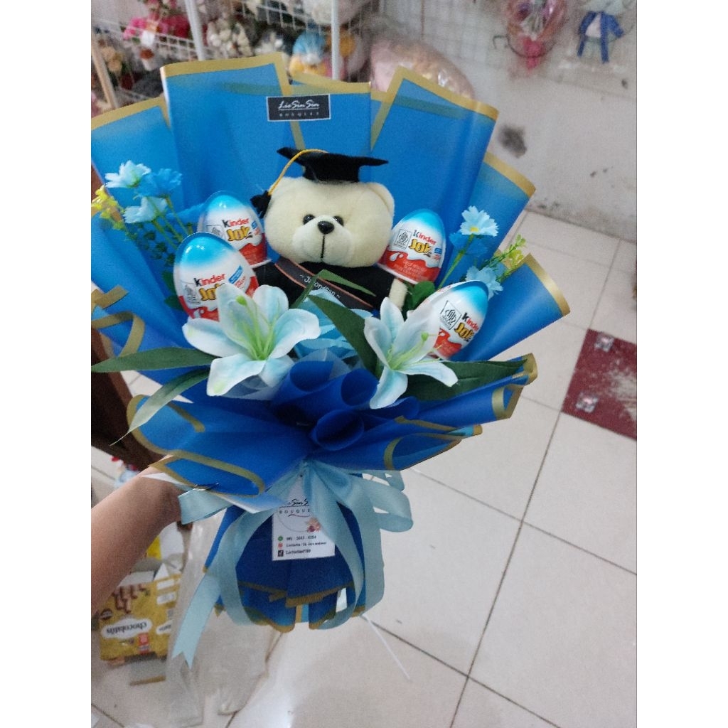 

buket coklat / buket wisuda / buket kinderjoy