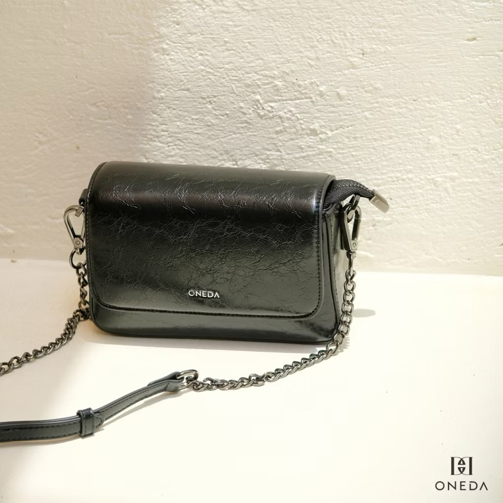 Preloved Oneda Giselle Tas Selempang Wanita Slempang Cewek #A8866