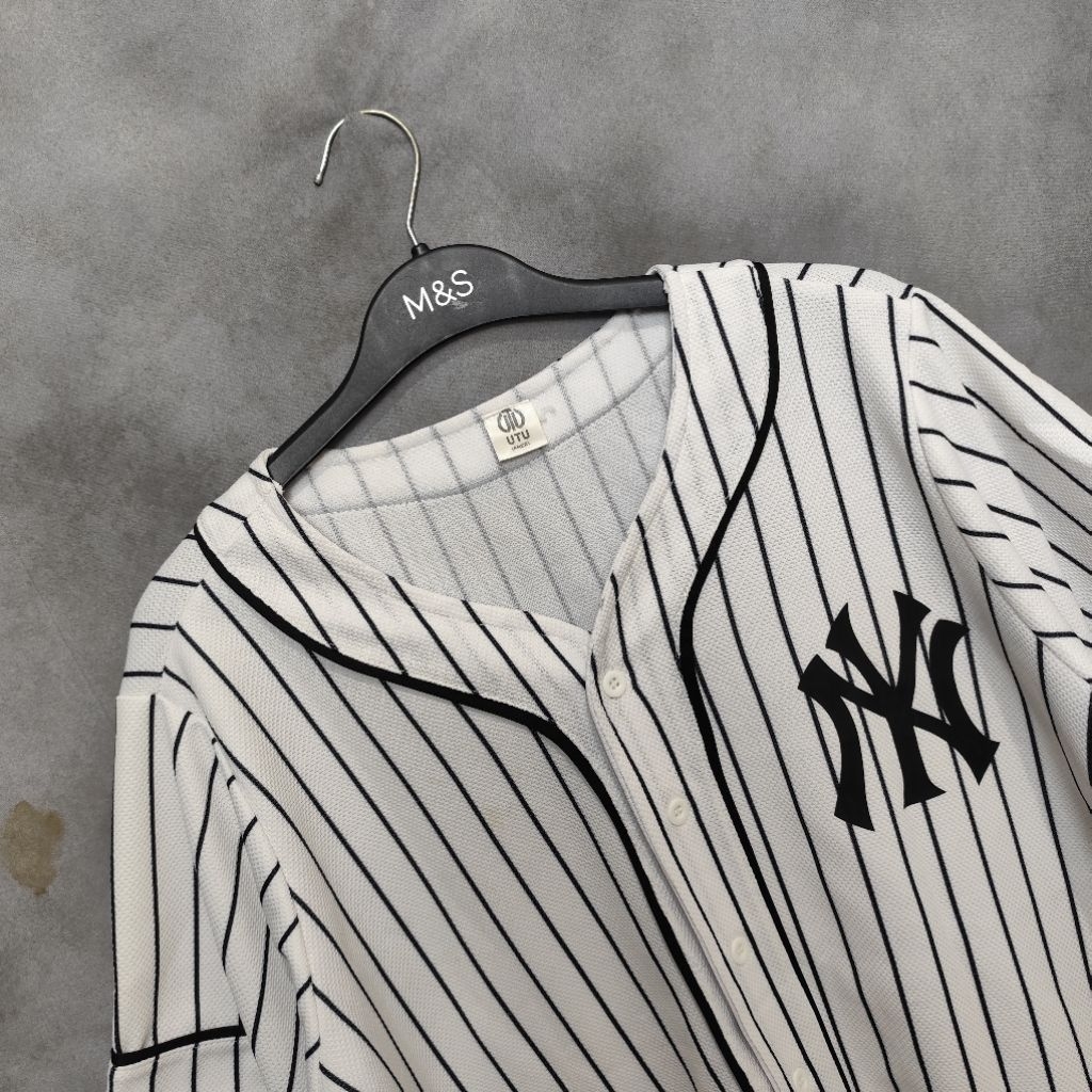 Preloved Baseball Jersey