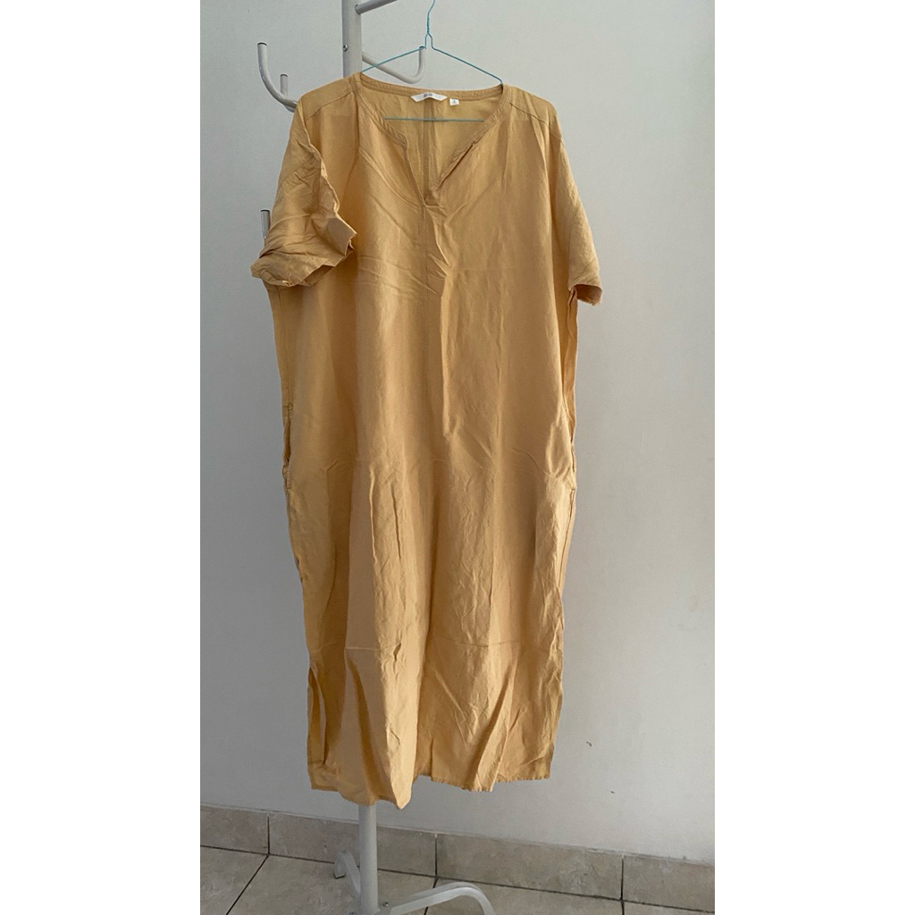 Dress Linen Uniqlo