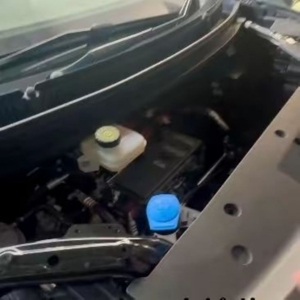 DENZA D9 - Frunk Accessories IK4