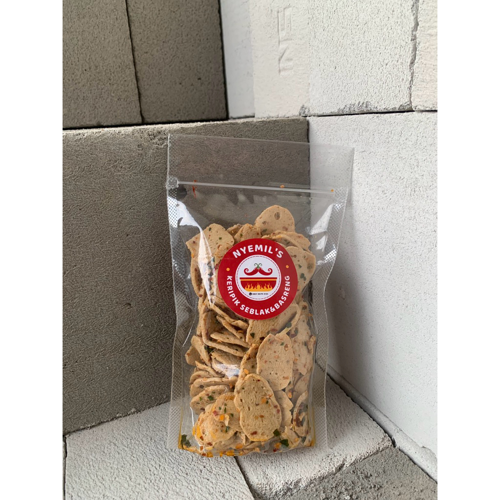 

Basreng kriuk daun jeruk pedas sedang