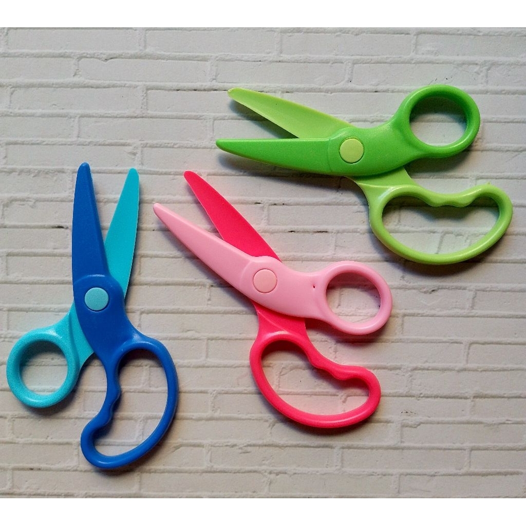 

GUNTING ANAK 302 /GUNTING ANAK TK