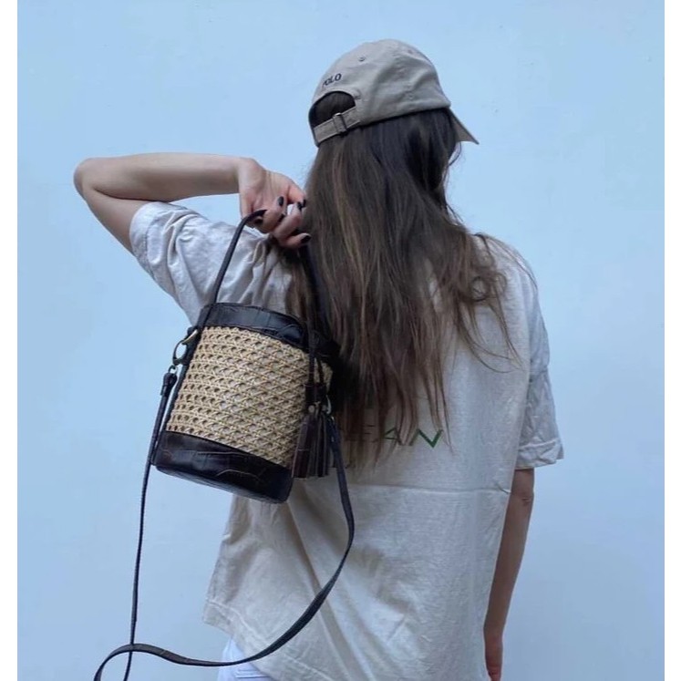 Gorontalo Handmade Bucket Bag, Rattan and Leather Bag for Spring Vacation Tas Bucket Buatan Tangan, 