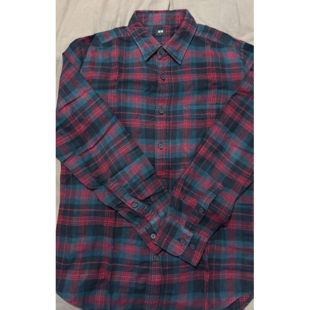 Kemeja Flanel Uniqlo Size L