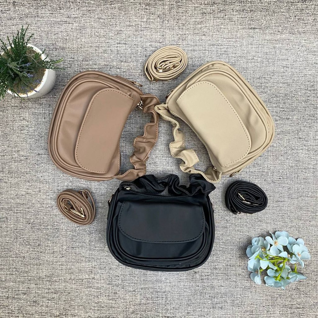 TAS WANITA LOLY BAG KEKINIAN