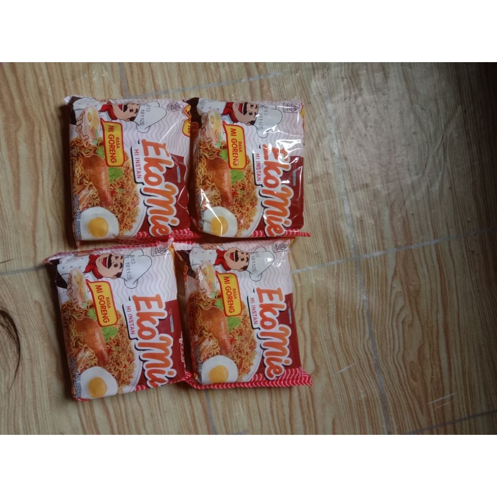 

1dus EKO MIE GORENG paket mie instn murah