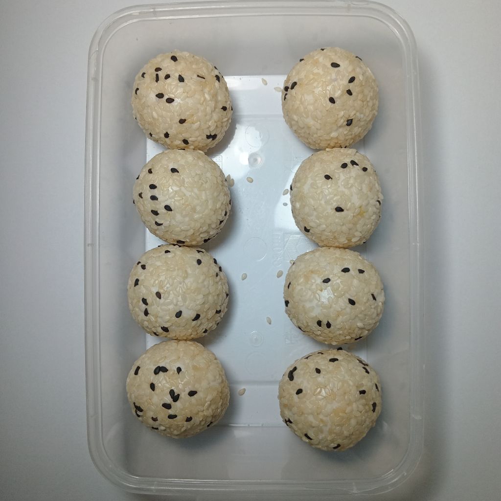 

Onde Onde Frozen Isi Coklat 8 pcs