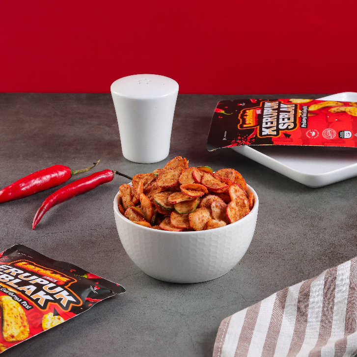 

Kerupuk Seblak Pedas – Camilan Kriuk Kekinian | Varian Pedas Biasa & Extra Pedas