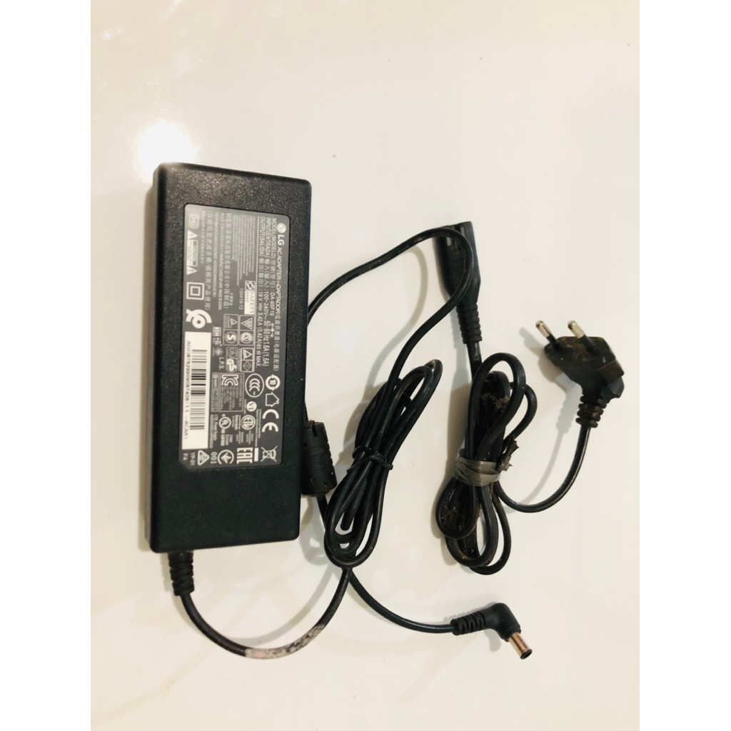 Adaptor / psu original copotan tv LG 43 in output 19 volt 3,42 Amper