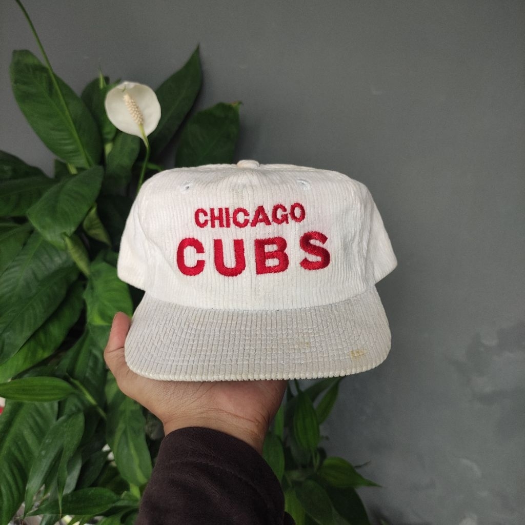 TOPI VINTAGE CORDUROY MLB CICAGO CUBS SCRIPT