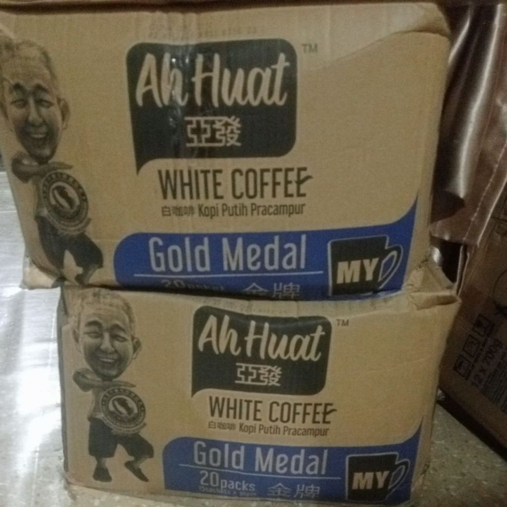 

Ah Huat white coffee gold medal / carton