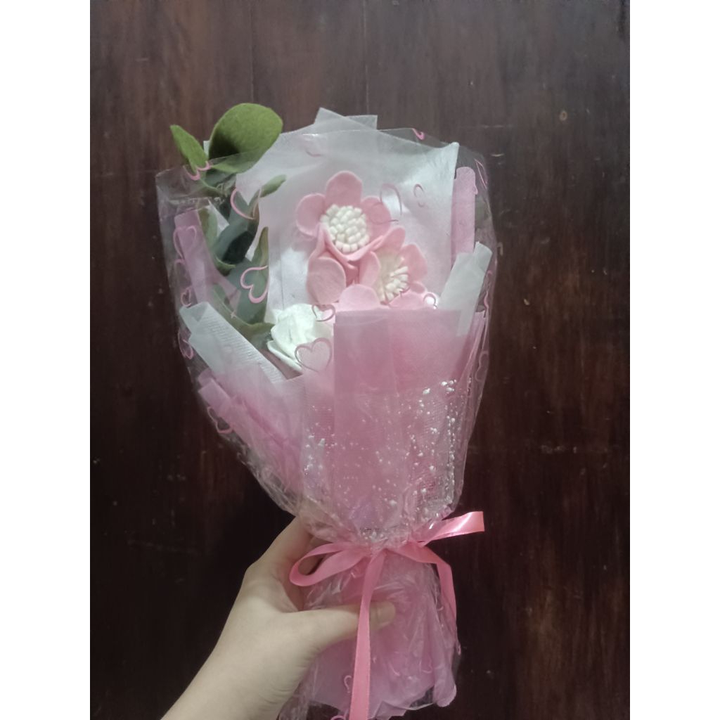 Bucket Bunga Flanel 2 Tangkai