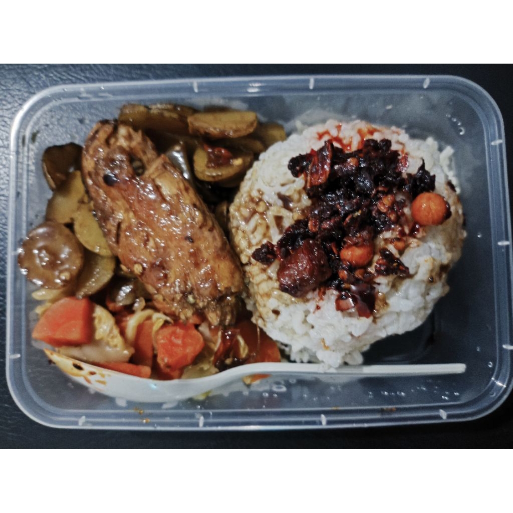

fish rice box
