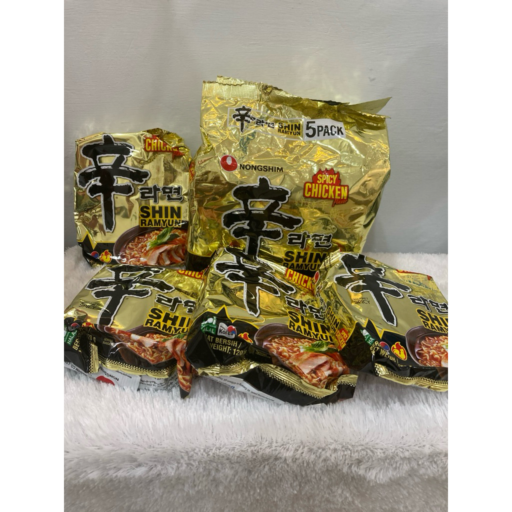 

Nongshim Shin Ramyun Spicy chicken
