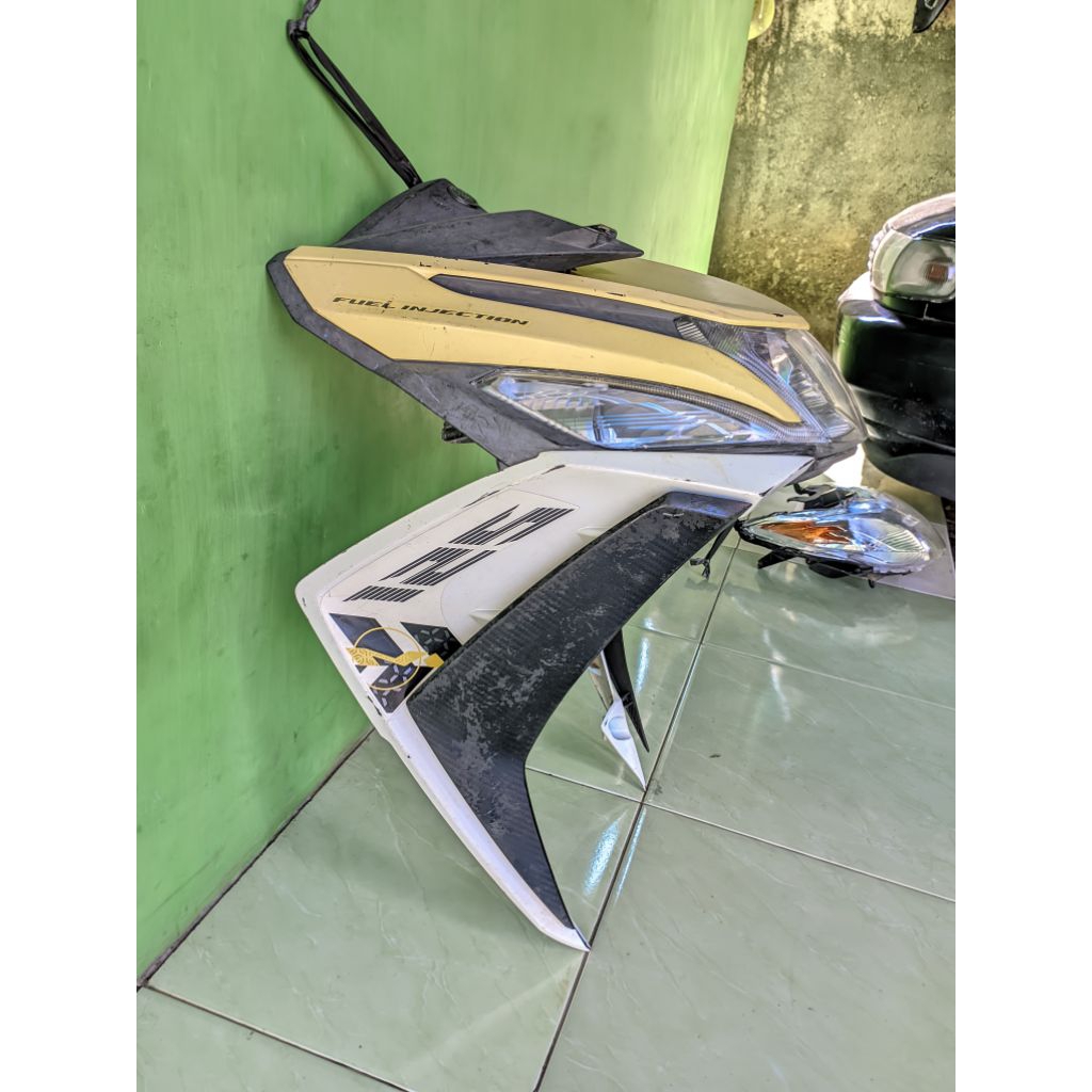 bodi depan set sayap depan Yamaha Mio M3 original