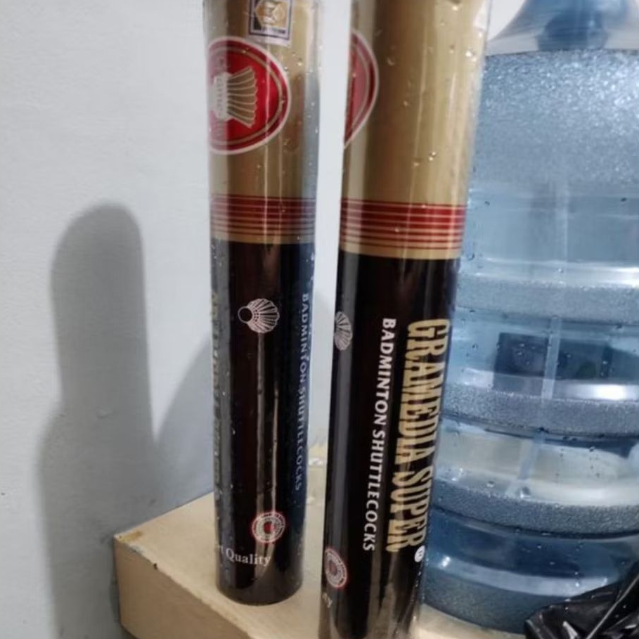 KOK GRAMEDIA SUPER HITAM BULU BULAT KEDOT BADMINTON BULUTANGKIS