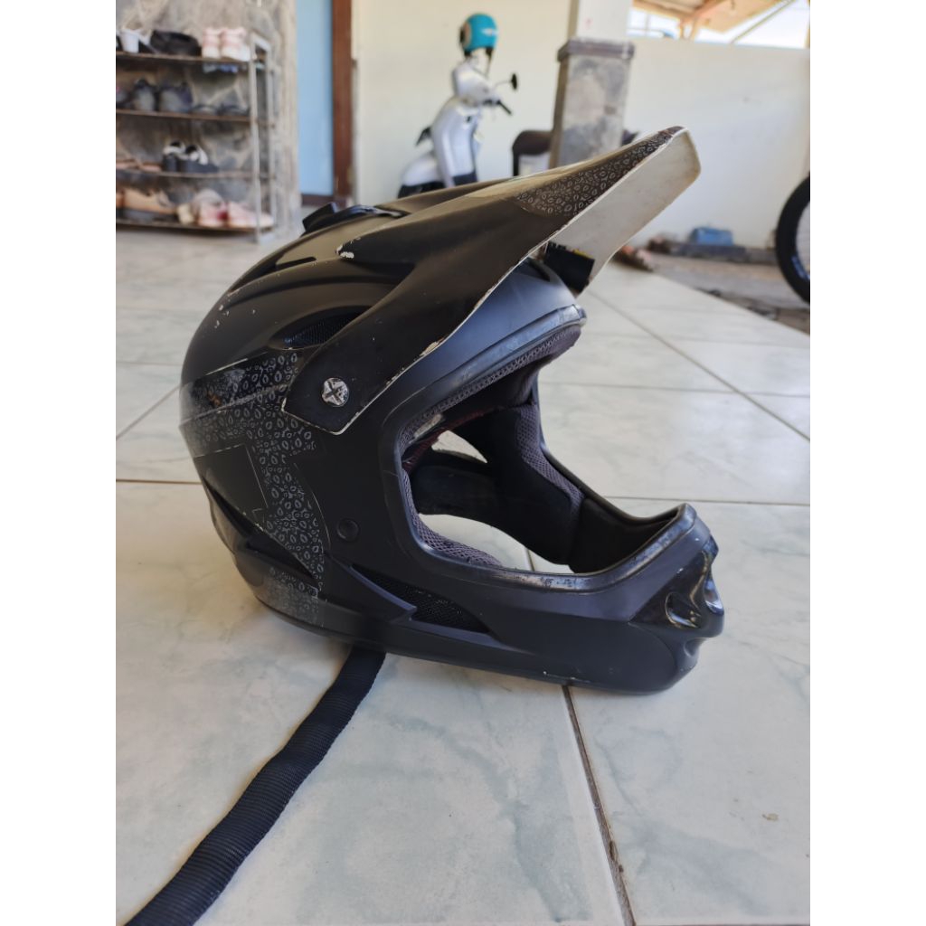 helm sepeda downhill 661 comp