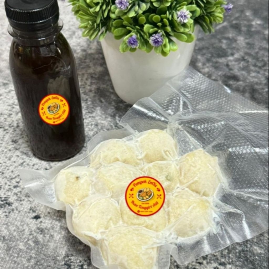 

Pempek Adaan