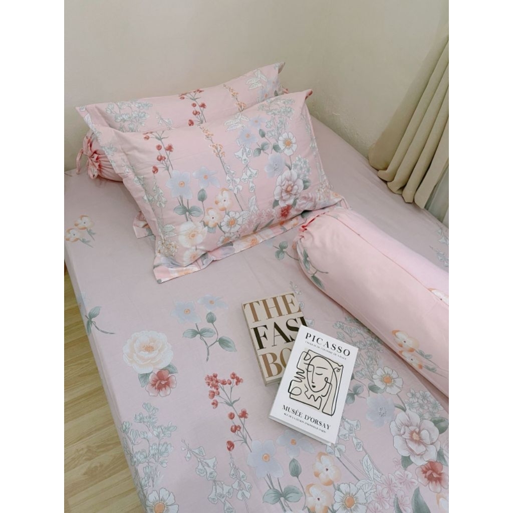 Instore sprei || sprei katun lokal motif bunga kecil warna baby pink